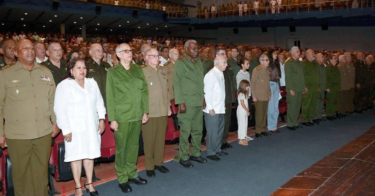Raúl Castro aparece en público por primera vez desde su imputación penal en EE UU