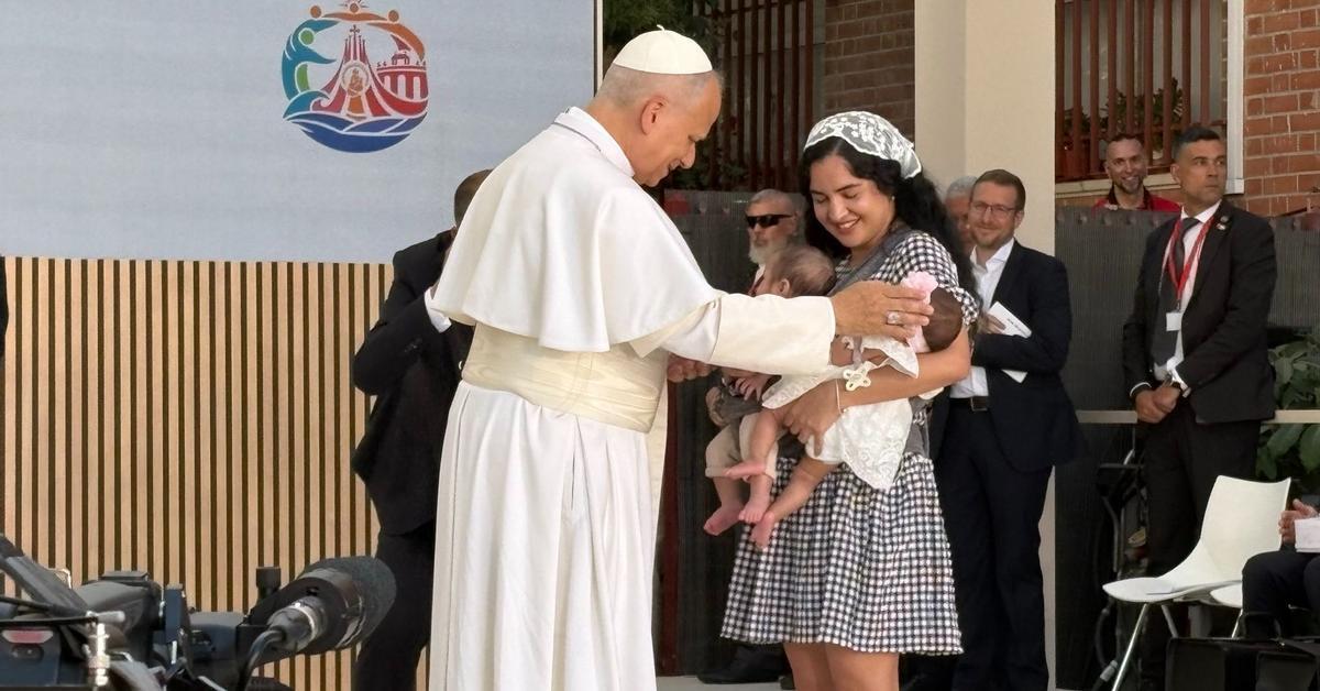 La cubana Niurka Paz al papa León XIV: "Llegué a Madrid sola, embarazada de mis mellizos"