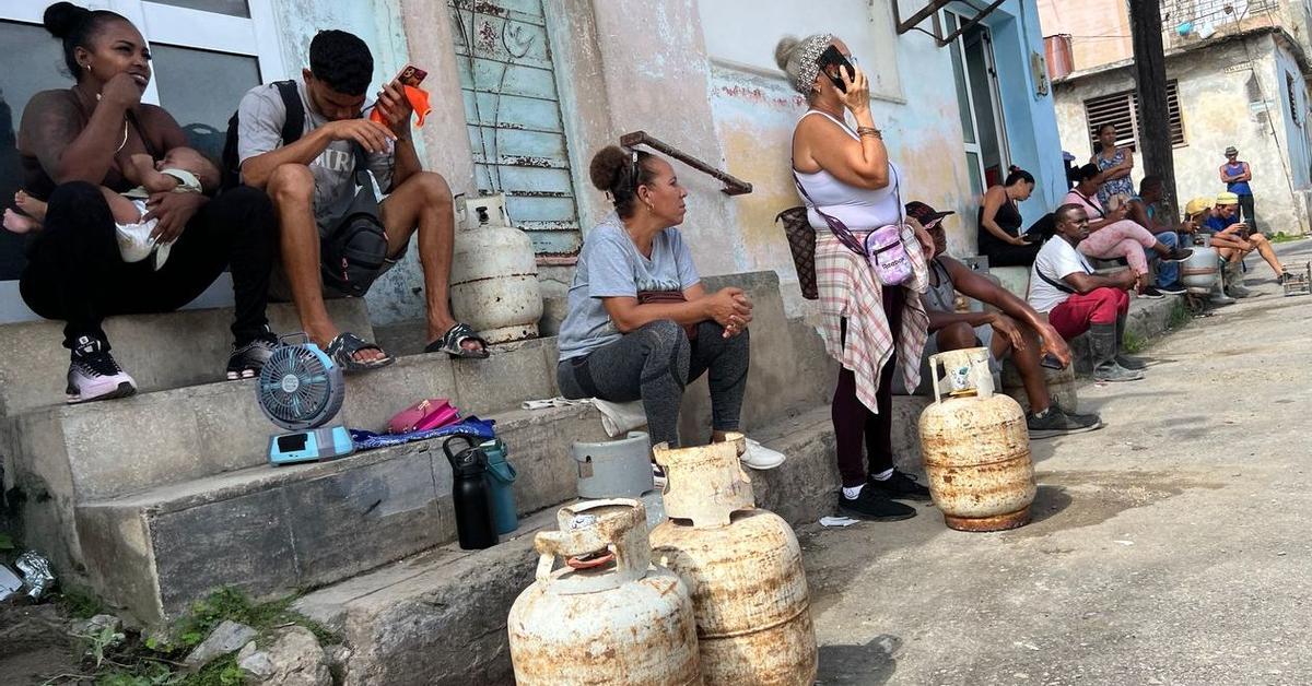 Gas: Compran las balitas de Progas en 24 dólares y las revenden en 50
