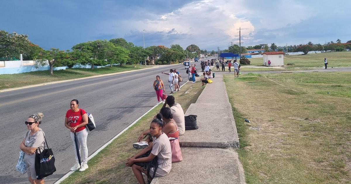 Los trabajadores de los hoteles de lujo de Varadero, principales víctimas del colapso del turismo