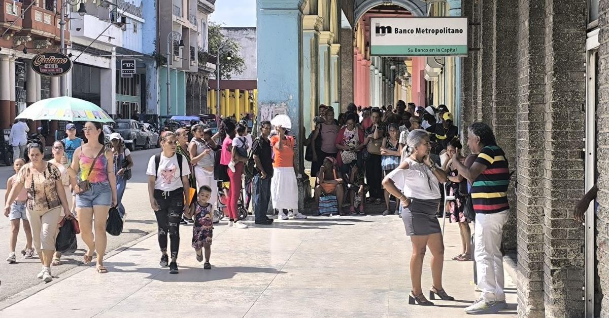 Divisas: Desconcierto en Cuba ante el efecto yoyo en la cotización del dólar