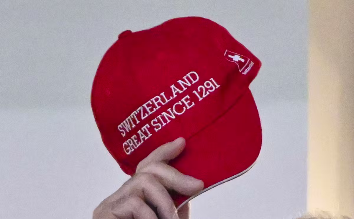 Seit wann «great»?Cap mit «1291»-Aufschrift: Parmelin befeuert Gründungs-Debatte