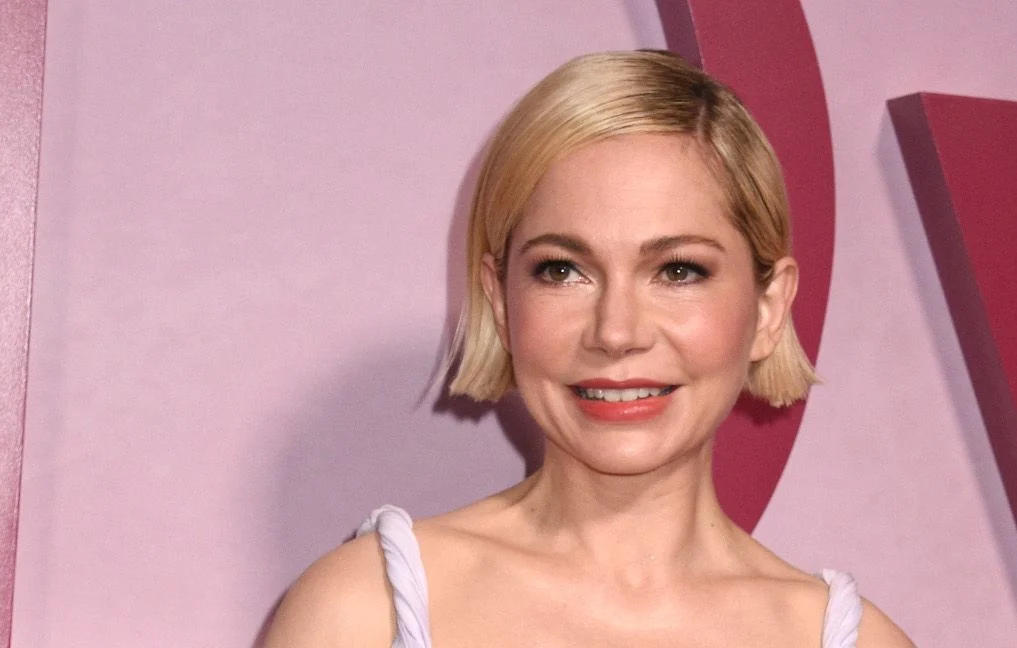 Michelle Williams s’exprime sur le décès de James Van Der Beek