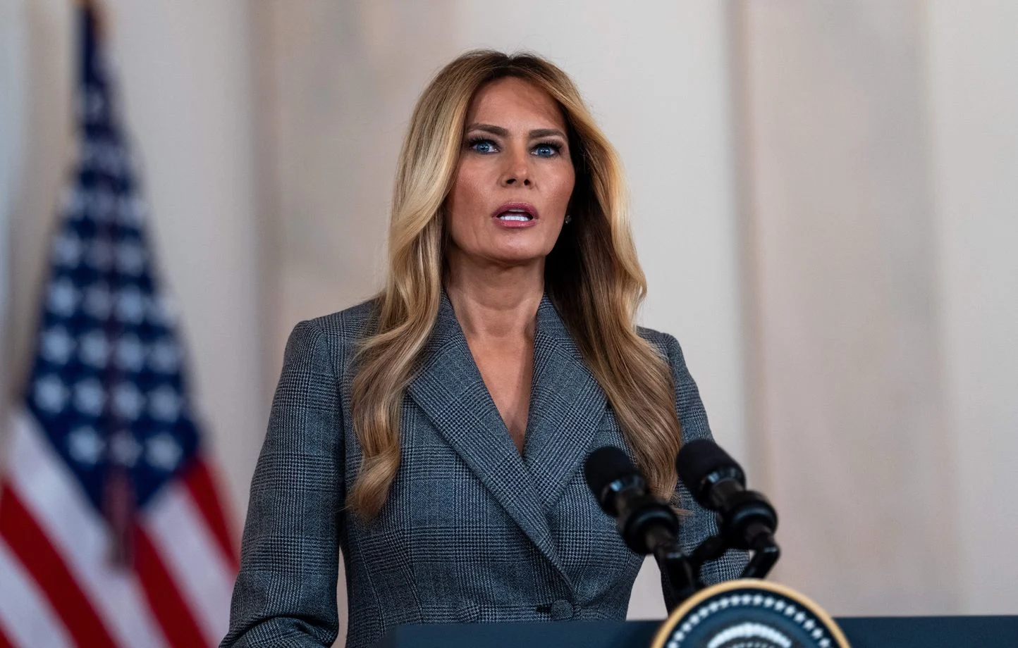 Affaire Epstein : « Les mensonges doivent cesser »… Melania Trump nie tout lien avec les crimes du milliardaire