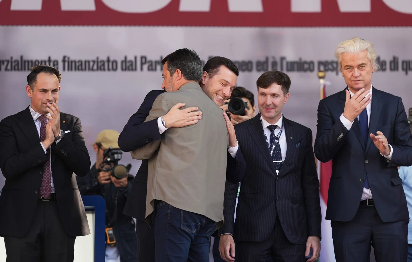 Contre Bruxelles et l’immigration, l’extrême droite fait front à Milan