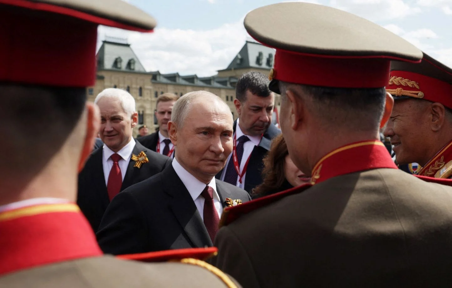 Moscou veut sa trêve pour sa parade et menace Kiev du pire en cas de violation