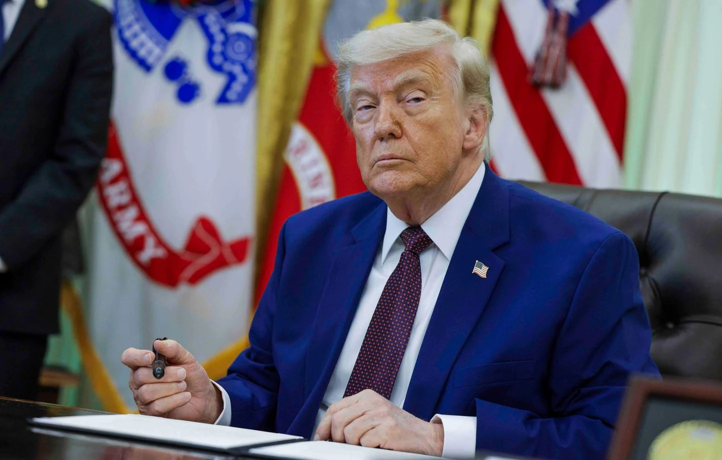 Après le vote du Congrès, Trump est-il obligé de retirer ses troupes en Iran ?