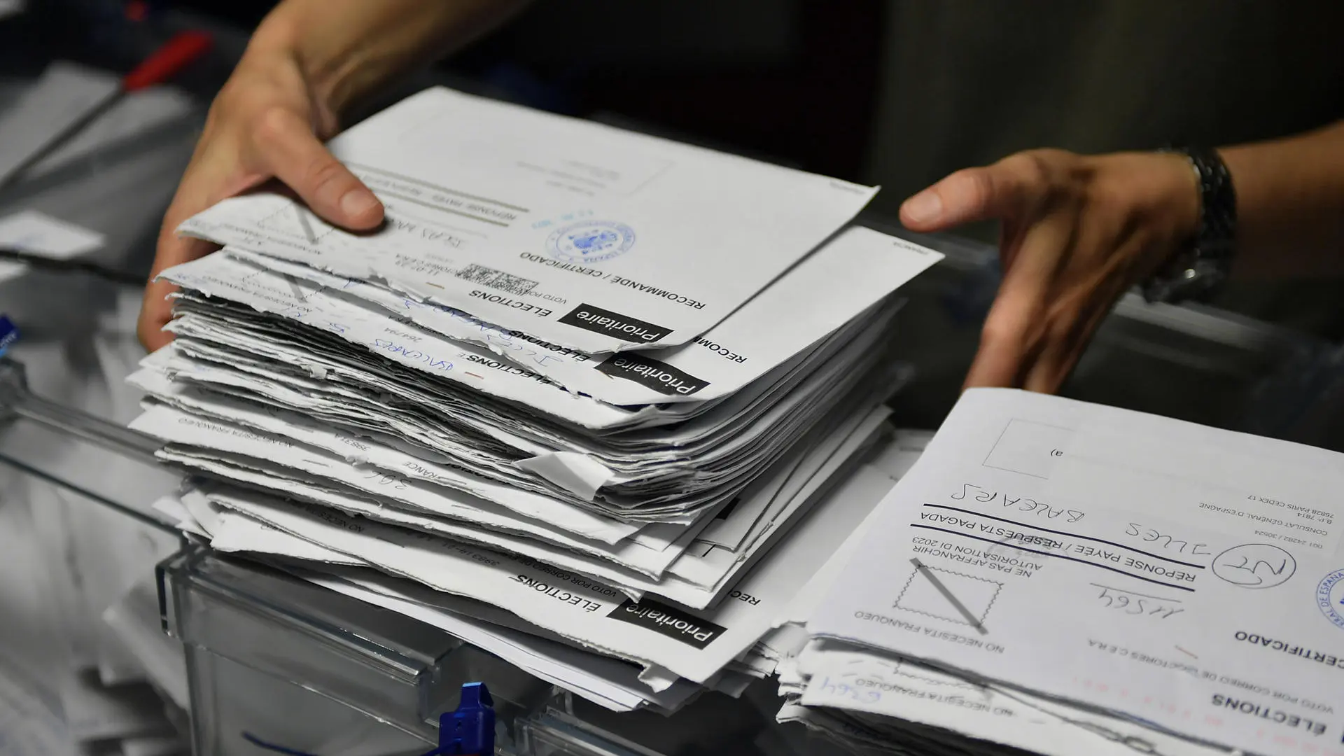 El Gobierno admitió tras las elecciones de 2023 que el voto CERA sería "determinante" y podría cambiar el resultado en 9 provincias