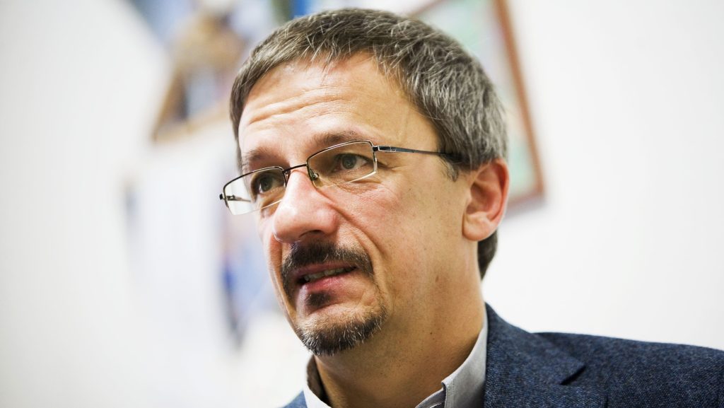 22:03 Megvan, kik vizsgálják felül a minősített ügynökaktákat