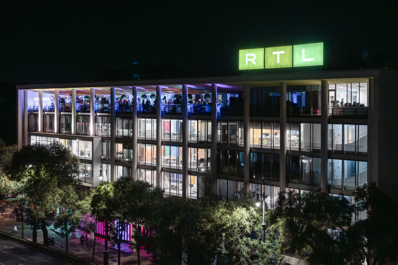 European Commission blocked NMHH from taking direct action against RTL