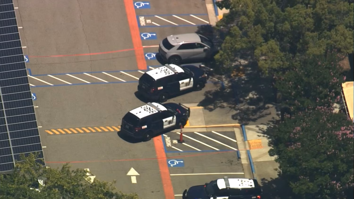 KGO2 shot at Kaiser medical offices: PolicePolice said the shooting is believed to be an isolated incident