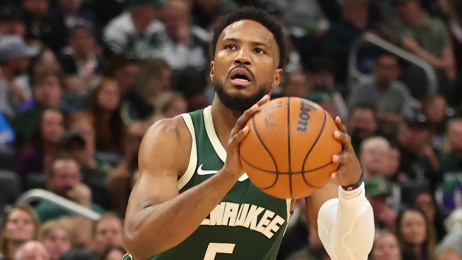 Former NBA players Malik Beasley, Edward Davis indicted for sports gambling scheme