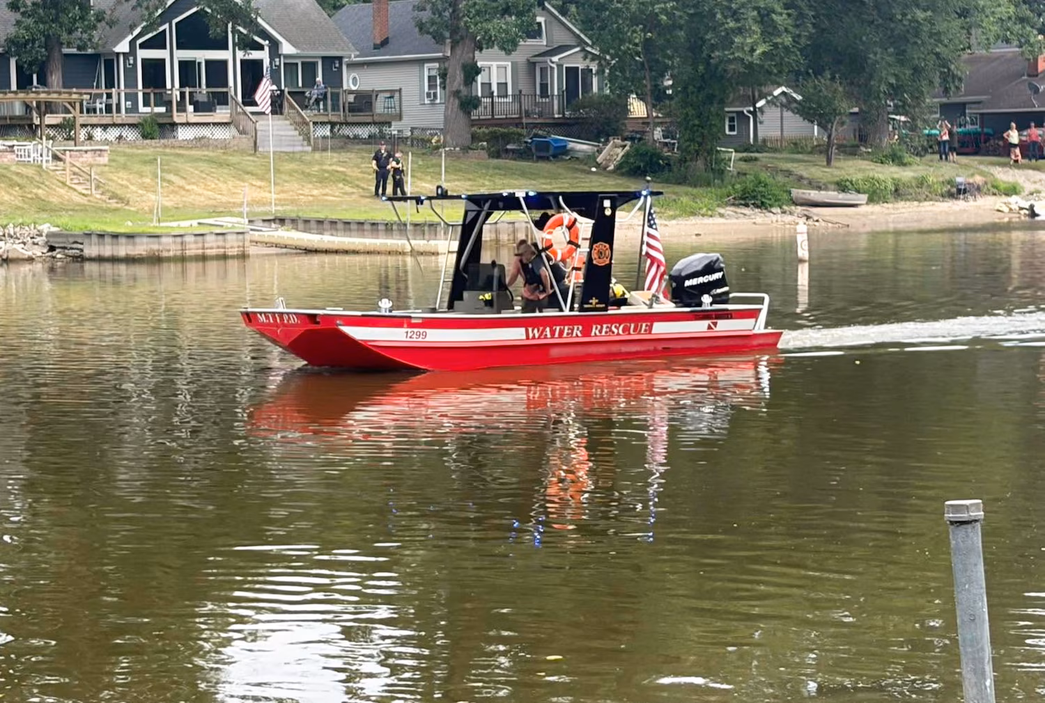 Man held without release after boating accident decapitates woman in Illinois river