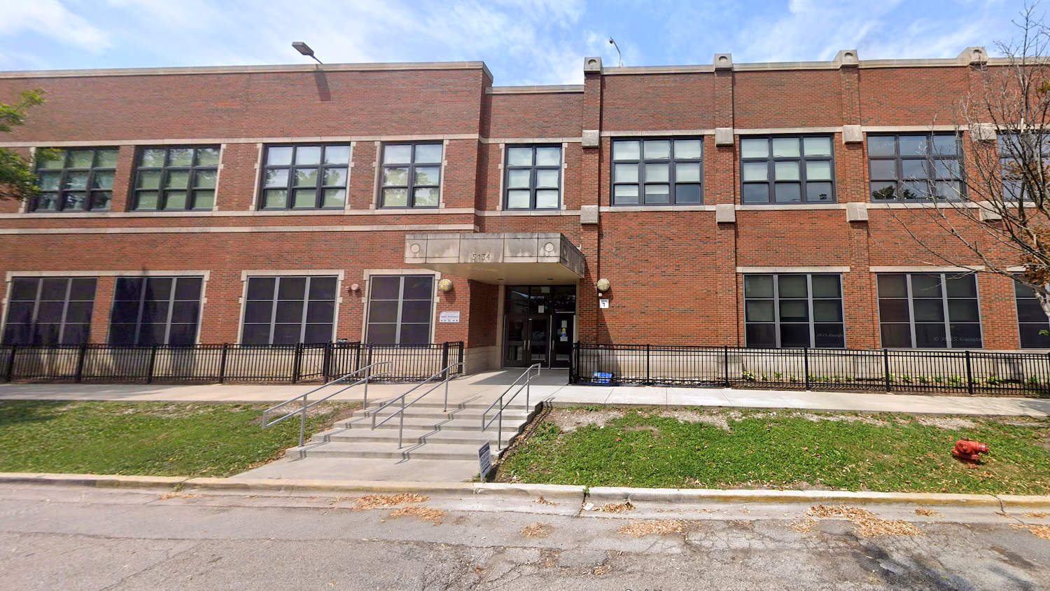 2 custodians found shot dead inside Chicago elementary school, police say