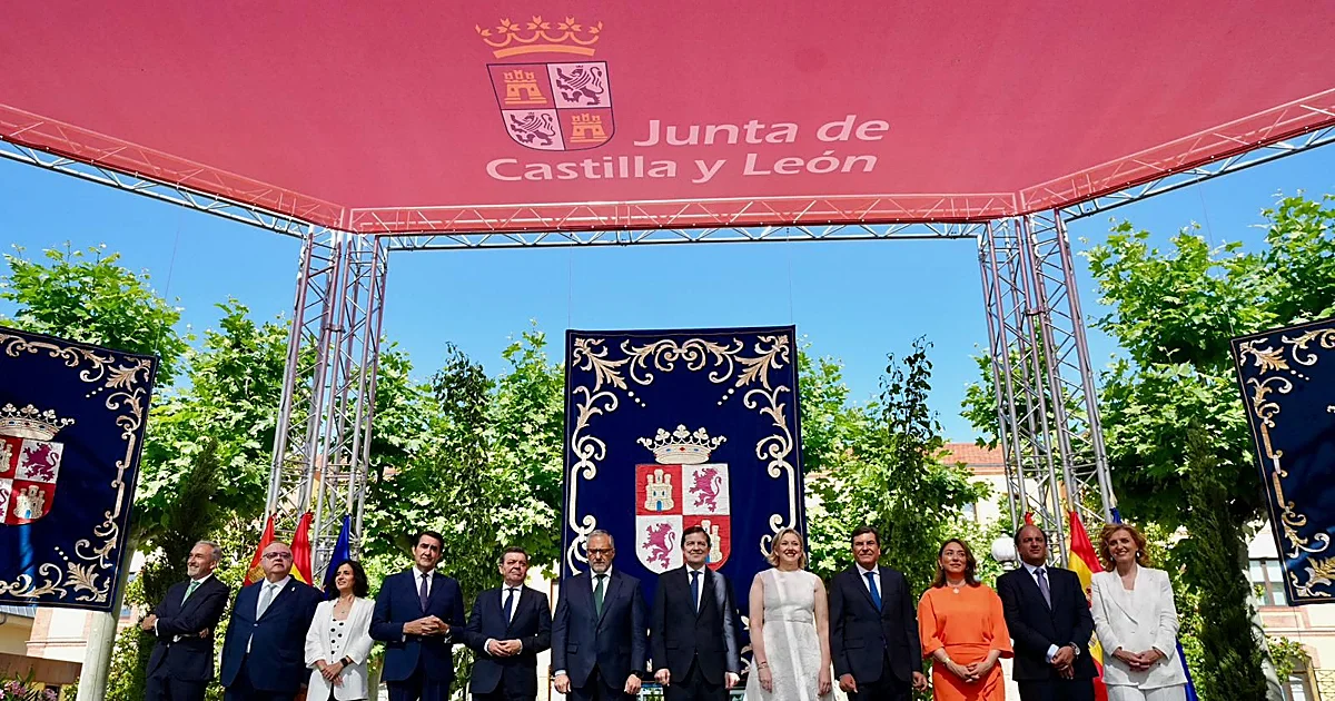 Mañueco pide a sus consejeros «trabajar como un equipo compacto, unido y cohesionado»