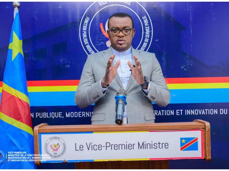 Plainte contre Félix Tshisekedi : «Si l’opposition dépose cette plainte ridicule contre le président de la République, elle va se discréditer», réagit JP Lihau