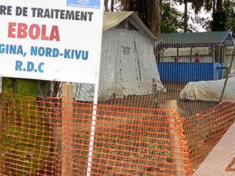 Ebola : le G7 appelle à une réponse forte et coordonnée et promet de mobiliser un soutien international pour contenir l’épidémie