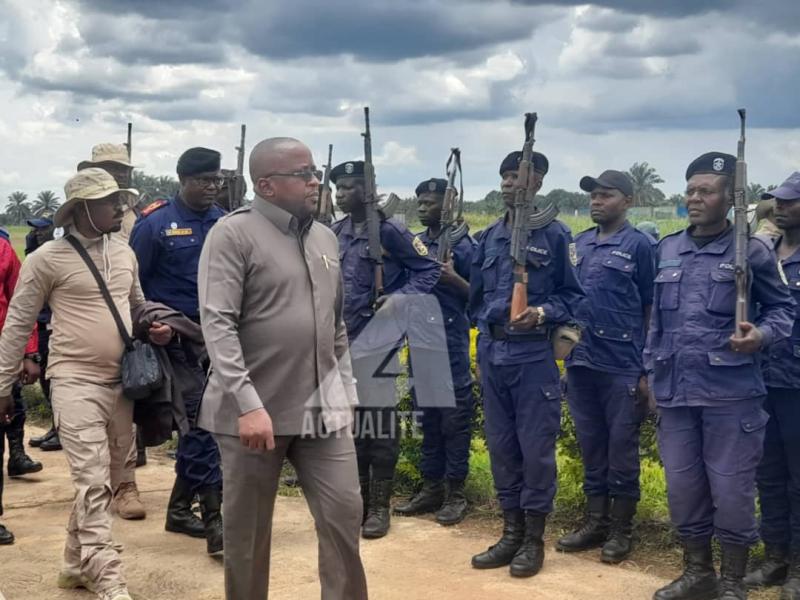 Le gouvernement suspend jusqu’à nouvel ordre des rassemblements des masses dans quatre provinces “en raison d’Ebola”, quel avenir pour les manifestations anti-changement