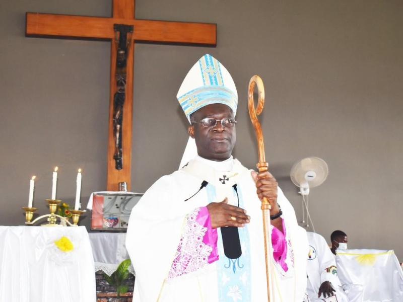 66ᵉ anniversaire de l'indépendance de la RDC : Mgr Fulgence Muteba appelle les Congolais à changer de fusil d'épaule face à l'échec : « nous avons failli à notre mission »