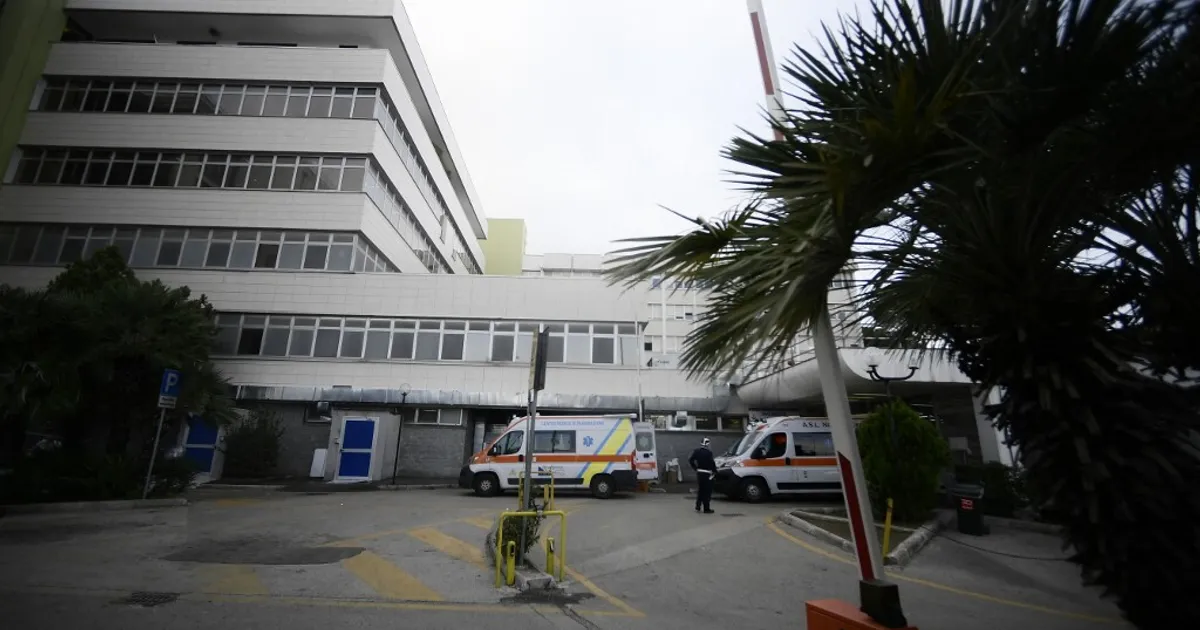 Napoli, 21enne incensurato ucciso davanti casa