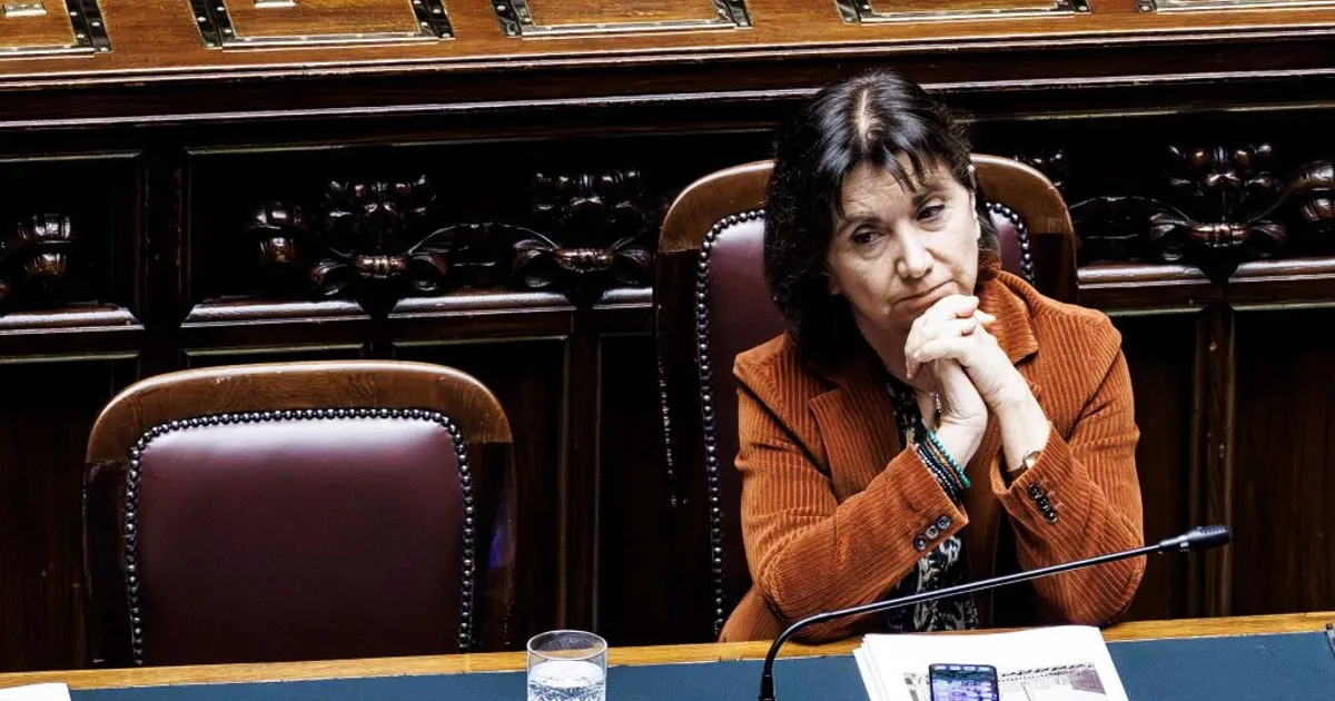 Roccella, un drone subacqueo per cercare il marito disperso