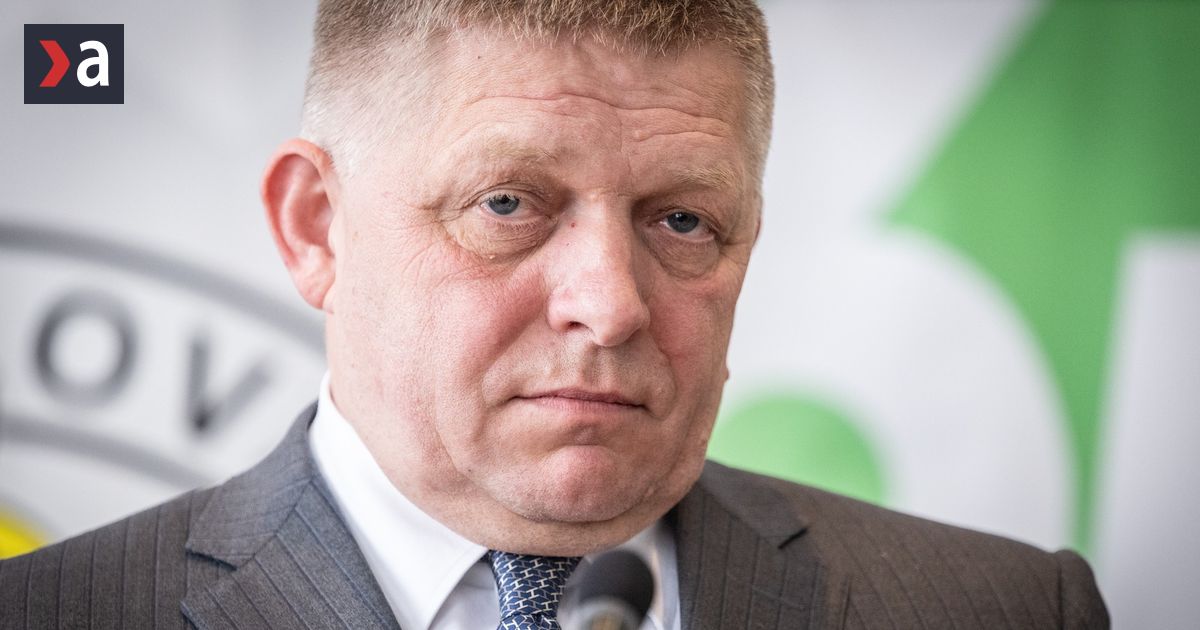 KomentáreRobert Fico urobil z homofóbie štátnu politiku (komentár Petra Weissa)