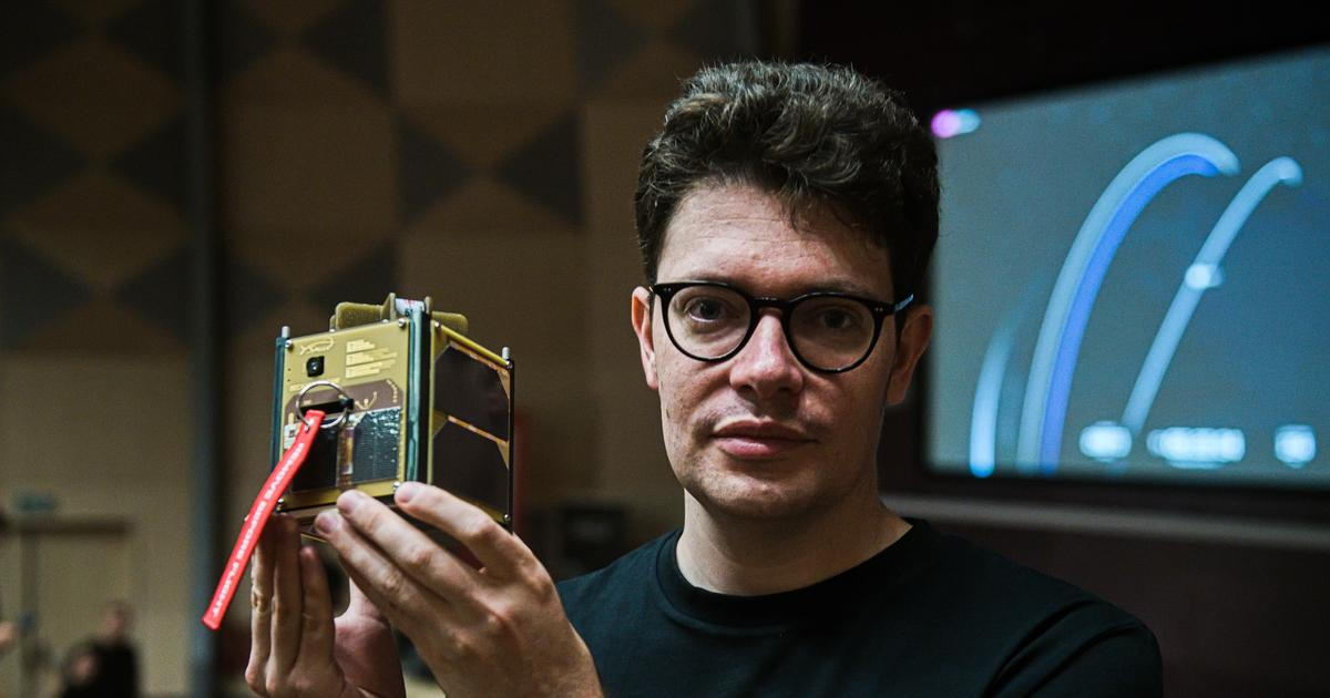 Kostka orbits the globe: Student satellite from Brno awaits first tests