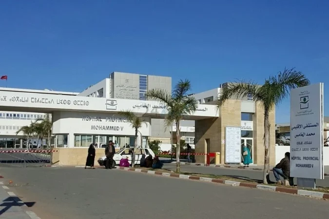 سيدة تضع مولودها خارج مستشفى بالجديدة والمدير الإقليمي: » استفادت من التكفل الطبي لكنها فضلت أن تغادر » – اليوم 24