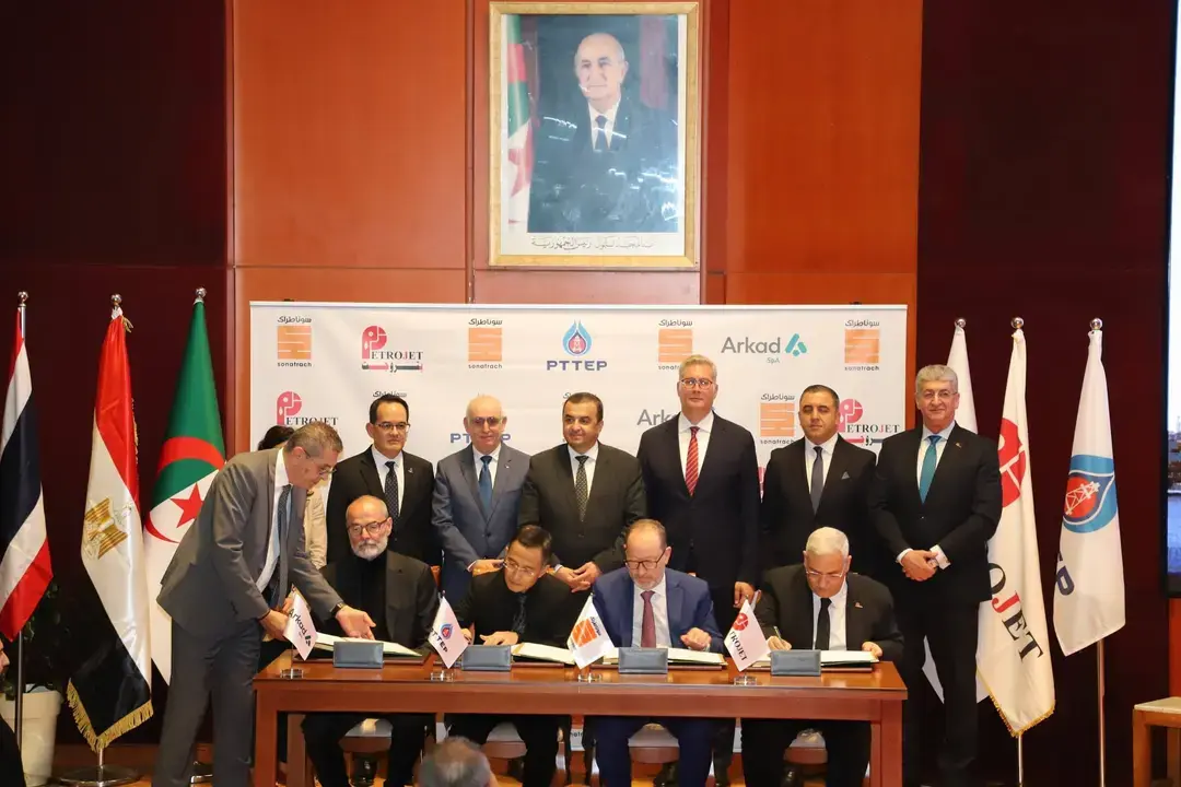 Sonatrach signe un contrat d’un milliard de dollars pour le développement du champ de Hassi Bir Rekaiz