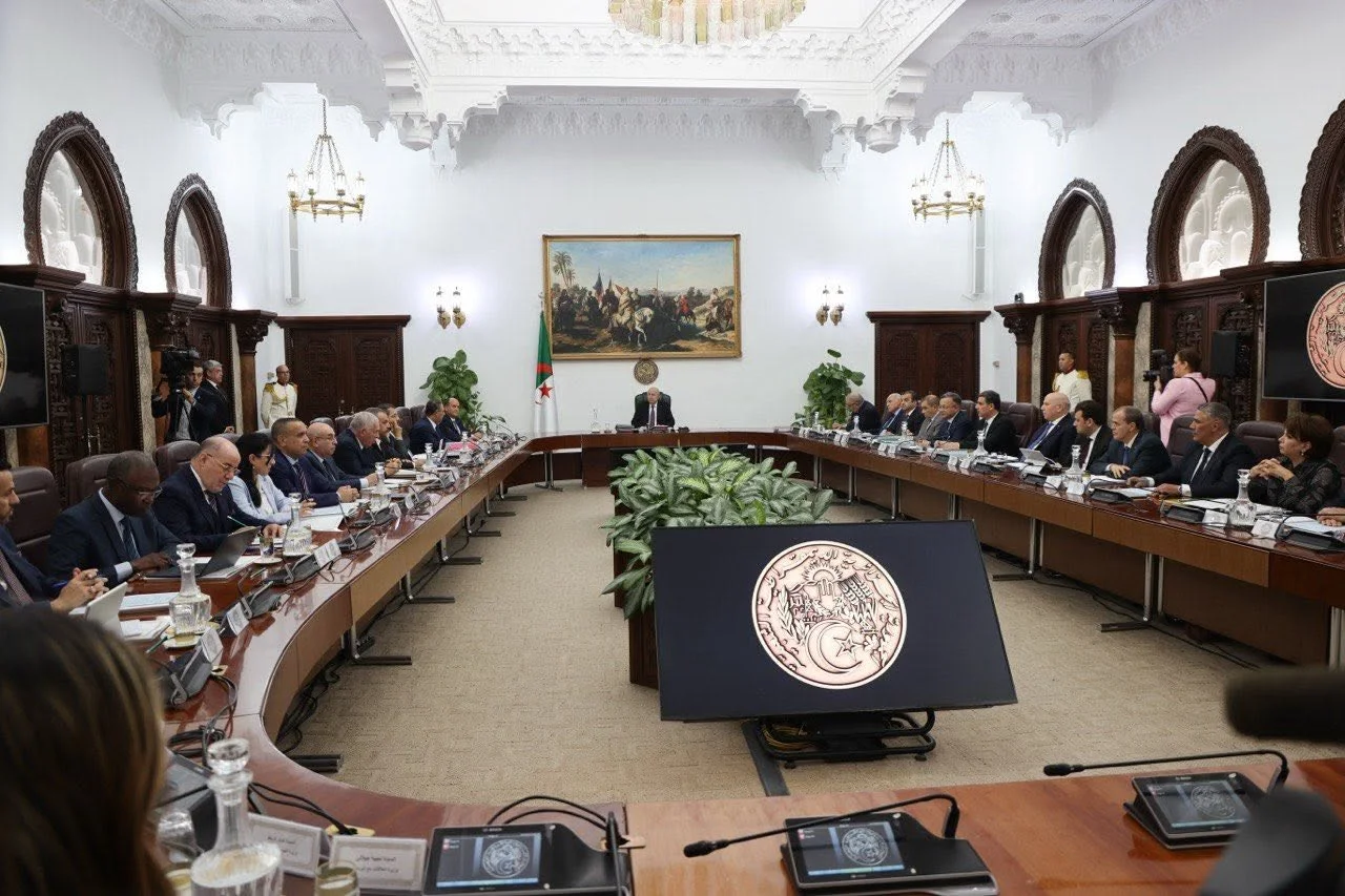 Le président Tebboune préside une réunion du Conseil des ministres