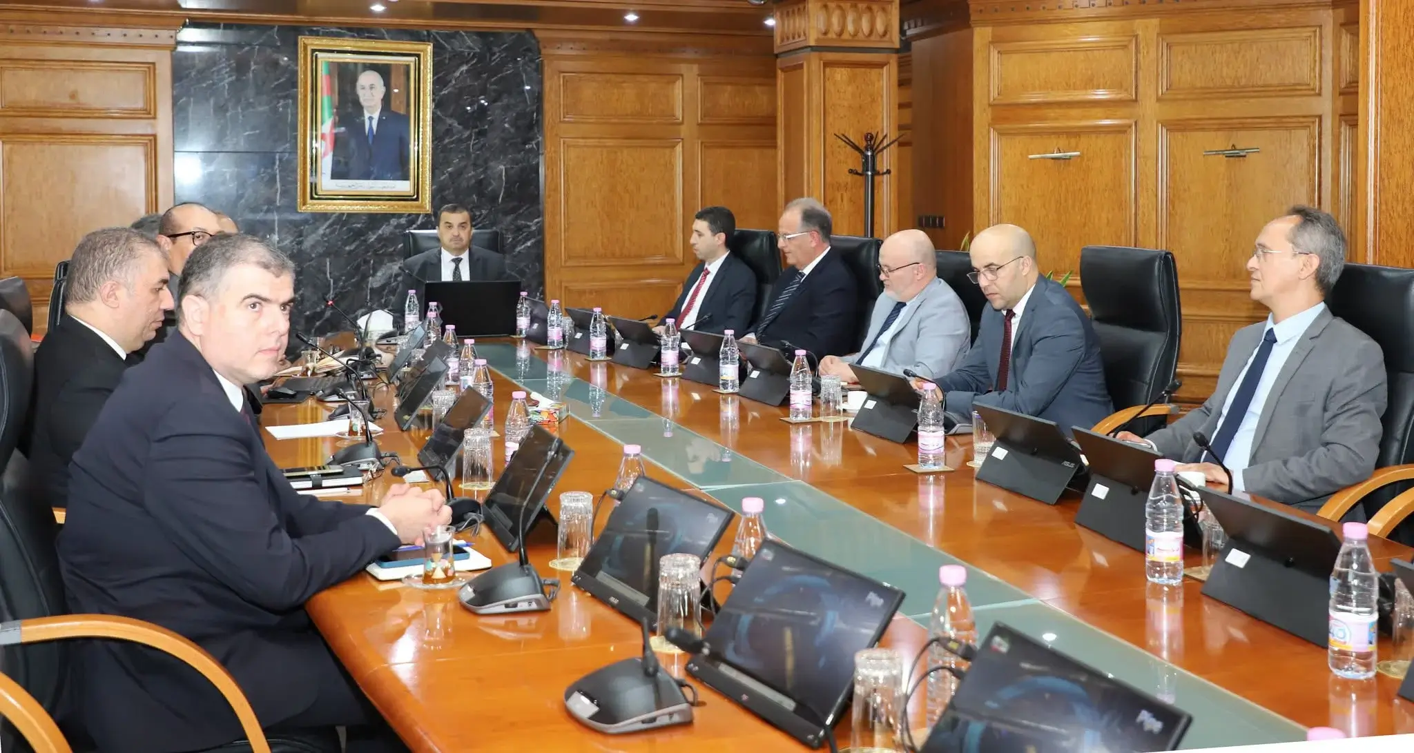 Hydrocarbures : Examen des opportunités d’investissement entre Sonatrach et la société iranienne IPF