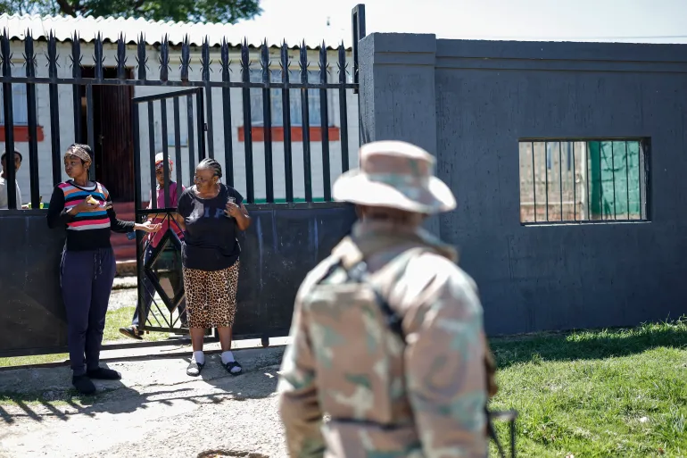 South African soldiers deploy in Johannesburg to tackle crime and gangs