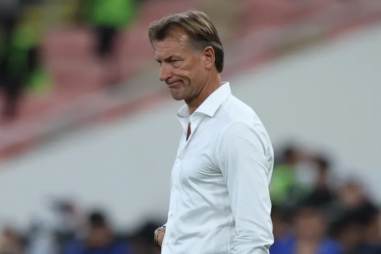 Saudi Arabia sack French coach Renard less than two months before World Cup