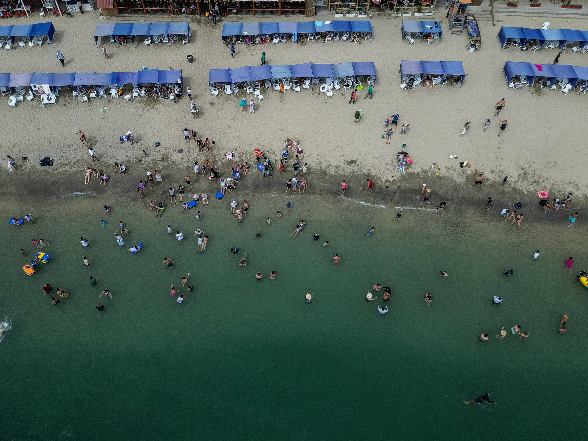 Photos: Colombia tourist jewel plagued by violence
