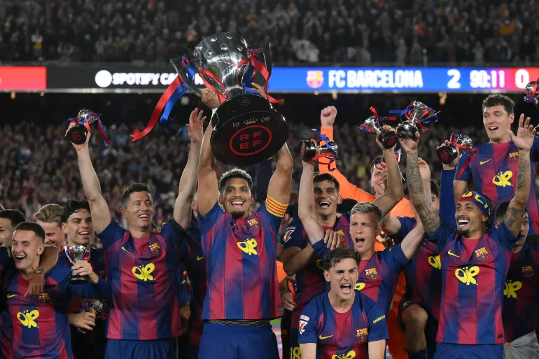 Barcelona clinch back-to-back La Liga titles with 2-0 win over Real Madrid