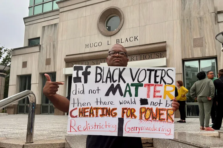 Alabama pushes US Supreme Court to approve congressional map for midterms