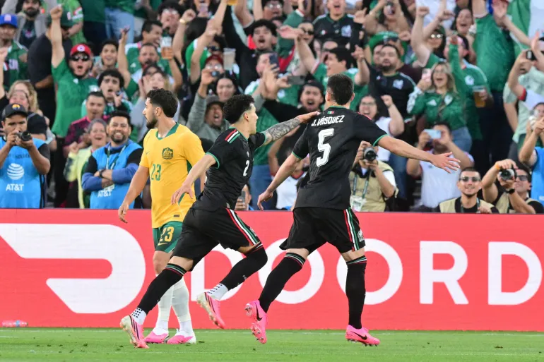 Mexico beat Australia 1-0 ahead of World Cup squad submission deadline