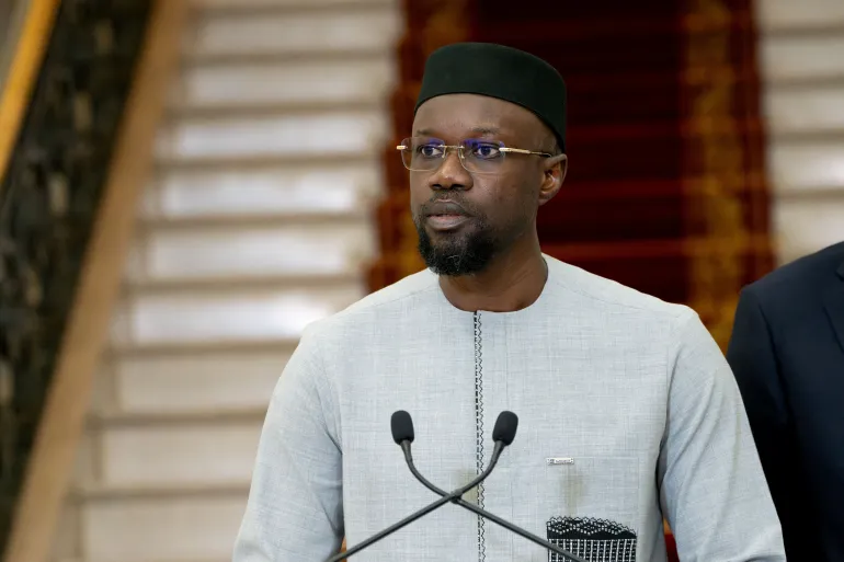 Senegal president names government, boycotted by ally-turned-rival