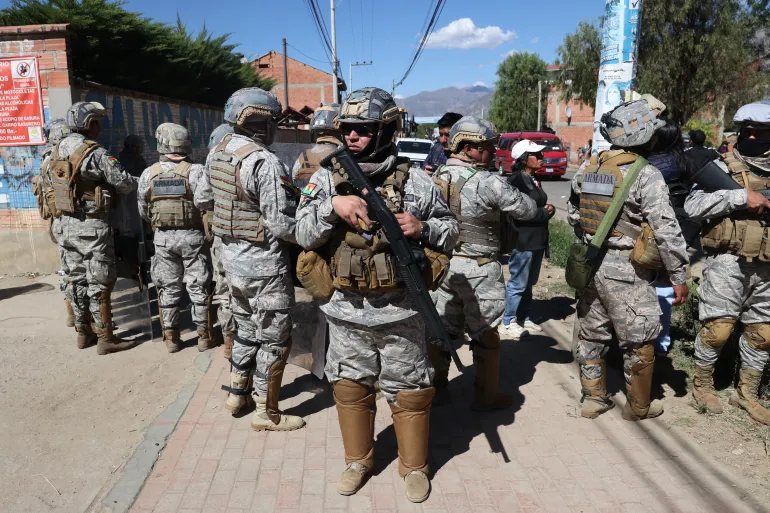 Bolivia’s legislature passes law allowing use of troops against protesters