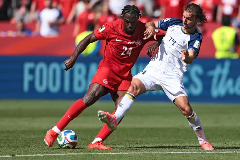Late equaliser earns Canada a draw against Bosnia in World Cup opener