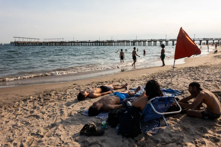 US heatwave to test power grid amid soaring AI-driven energy demand