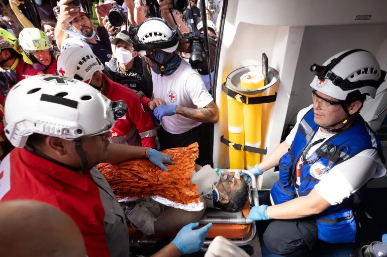 Man rescued from collapsed building eight days after Venezuela earthquakes