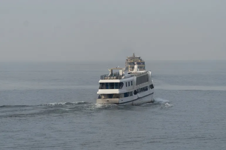 At least 20 drown as boat carrying students after exams sinks in DR Congo