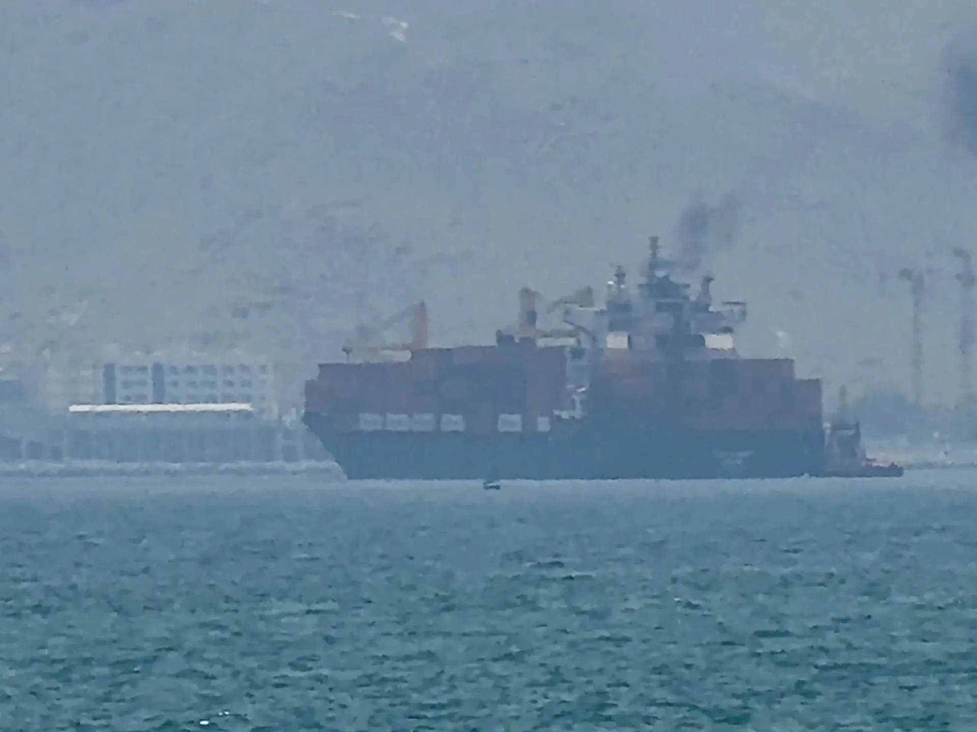 Will Trump's 20 percent Hormuz toll find takers amid piracy concerns?