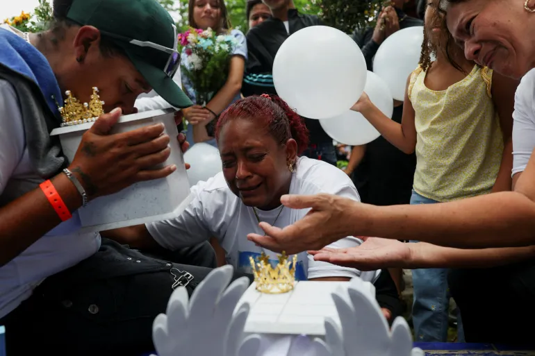 Venezuela earthquake death toll rises to nearly 5, 000