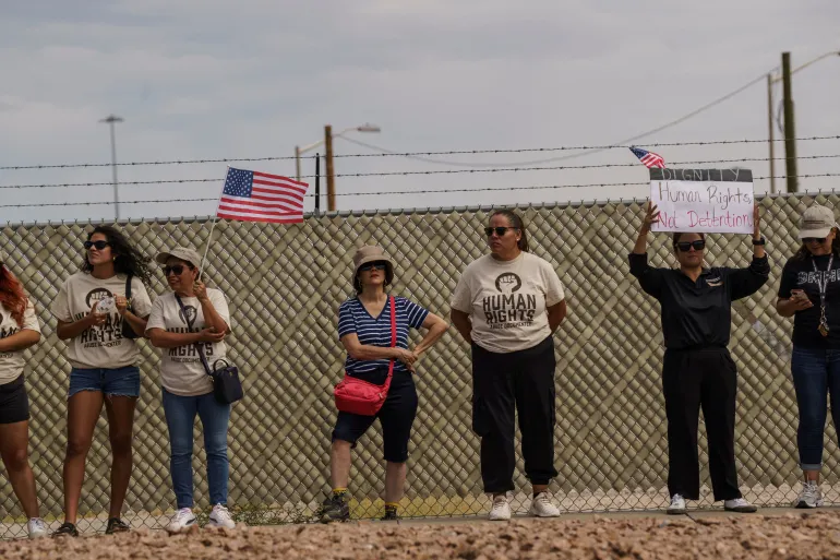 ICE extends lease on Texas detention centre where three migrants died