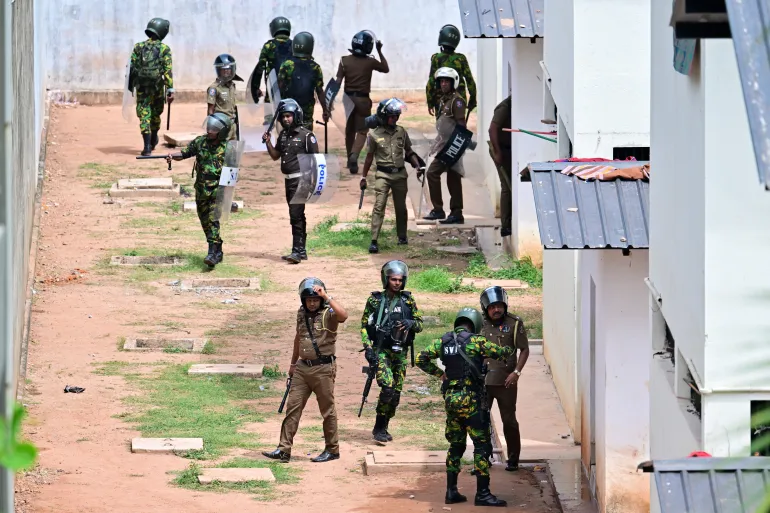 Sri Lanka prisoners riot leaving 3 dead, 23 injured in chaos