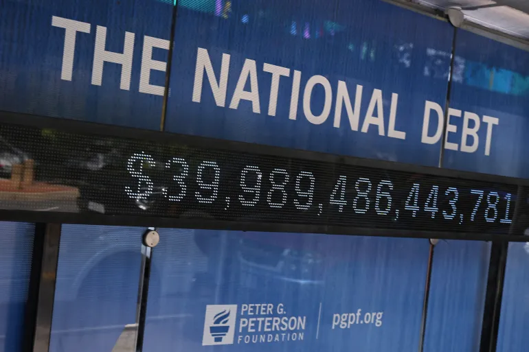 US national debt passes record $40 trillion