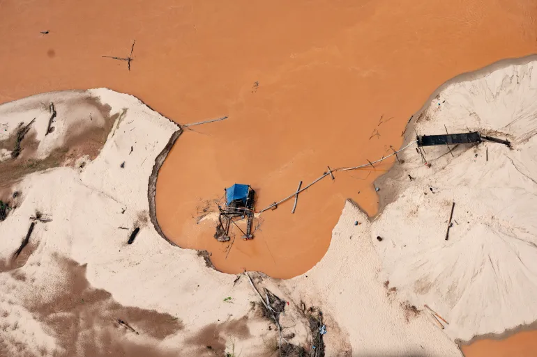 Colombia illegal gold mine collapse kills 14 people