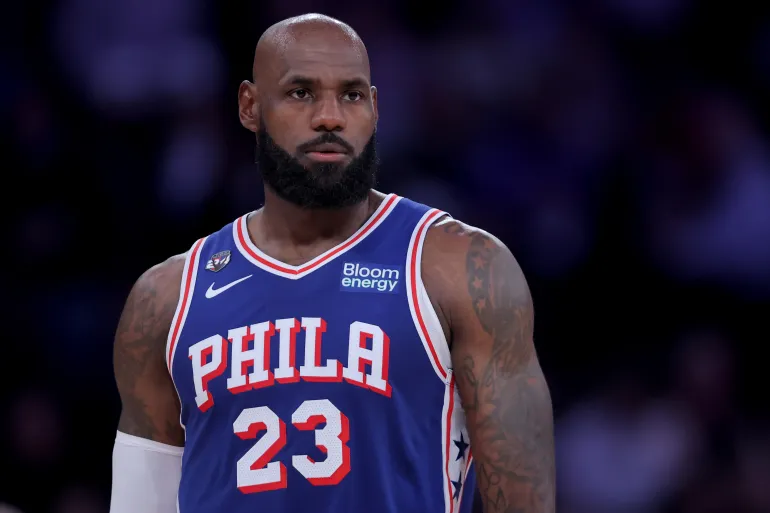 Trump says NBA star LeBron James disrespected US national anthem